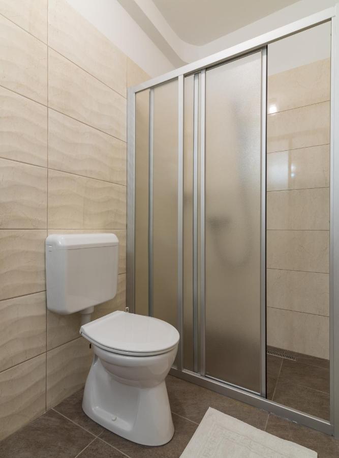 Nemes Apartmanhaz Heviz Bagian luar foto