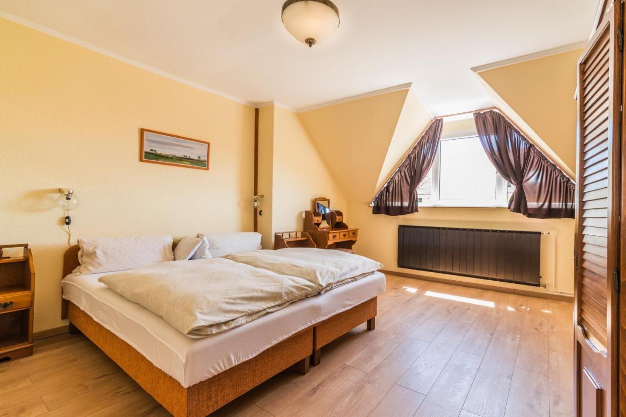 Nemes Apartmanhaz Heviz Bagian luar foto