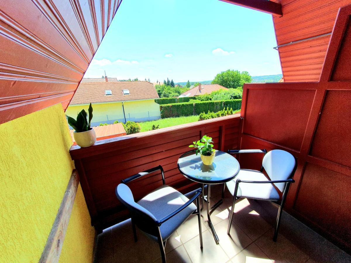 Nemes Apartmanhaz Heviz Bagian luar foto