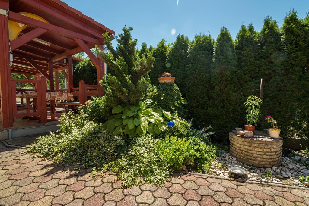 Nemes Apartmanhaz Heviz Bagian luar foto